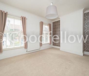 3 bedroom mid terraced house to rent, - Photo 4