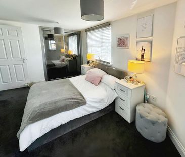 2 bedroom terraced house to rent - Photo 5