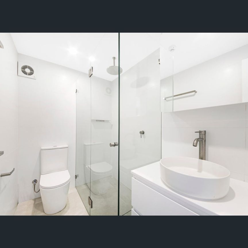 11/18-22 Cranbrook Avenue, Cremorne, NSW 2090 - Photo 1