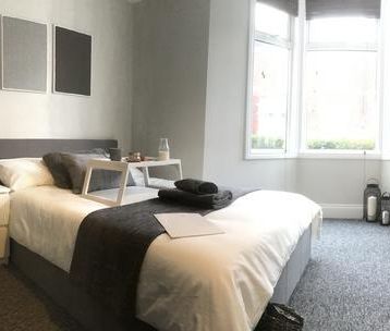 3 bedroom house of multiple occupation to rent - Photo 6