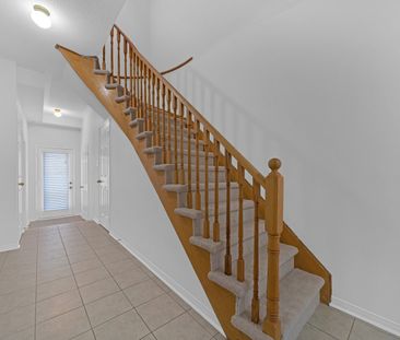 For Lease - 1543 Hummingbird Court, Pickering, Ontario - Photo 3