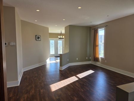 For Lease - 12 Knell Crescent, Bluewater, Ontario - Photo 2