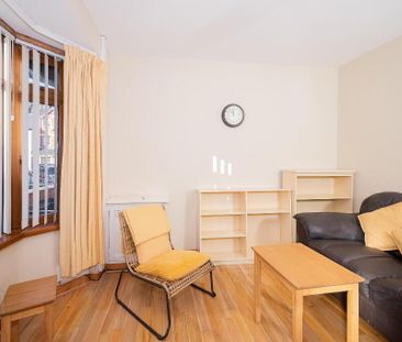 43 Windsor Drive, Belfast, BT9 7FH - Photo 2