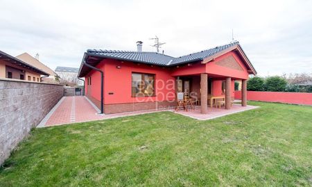 Skvelý, priestranný 4i RD 180m2, pekný pozemok 570m2, garáž - Fotografia 5