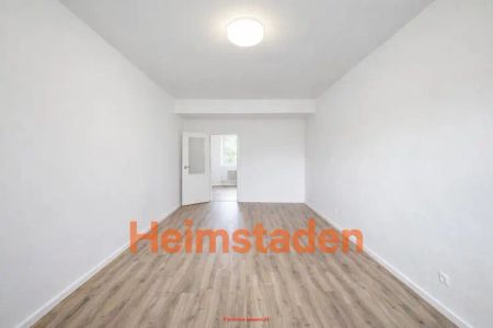 Pronájem bytu 2+1 52 m - Fotografie 3