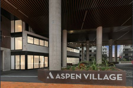 Low Maintenance living in the Heart of Tuggeranong! - Photo 4