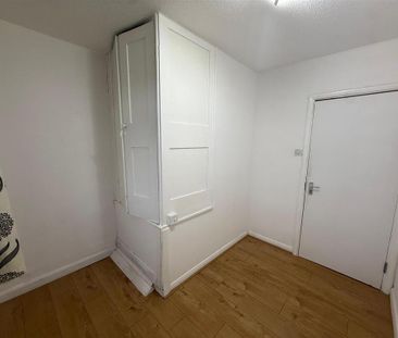4 bedroom terraced house to rent - Photo 4
