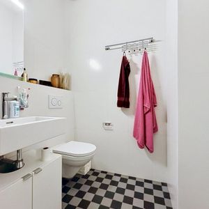 Bel appartement de 2 pièces et rénové au centre ville de Lausanne - Photo 2