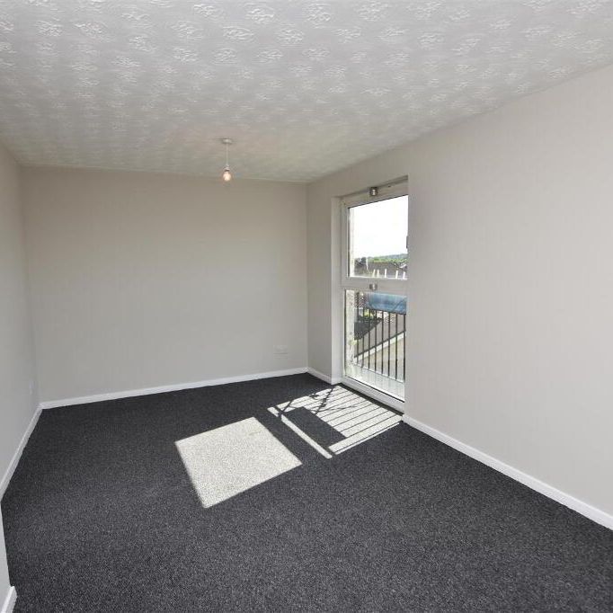 14h Ardmillan Gardens, Rathcoole, Belfast, BT37 9AY - Photo 1