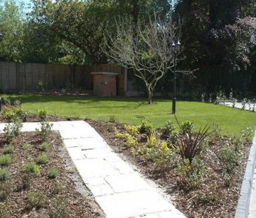 2 Bedroom Apartment To Let - Photo 4