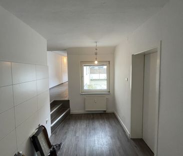 Moderne 2-Zimmerwohnung mit Dachterrasse, frisch saniert! - Foto 2