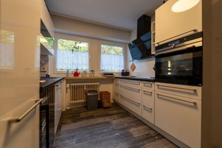 4 1/2 Zi., Küche, Bad, Gäste-WC, 2 x Loggia, Sauna, - Photo 4