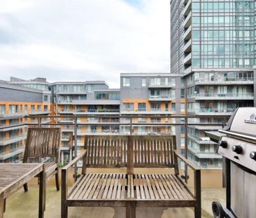 901 Rue de la Commune E., app.701, H2L 0E2, H2L 0E2, Montréal - Photo 2