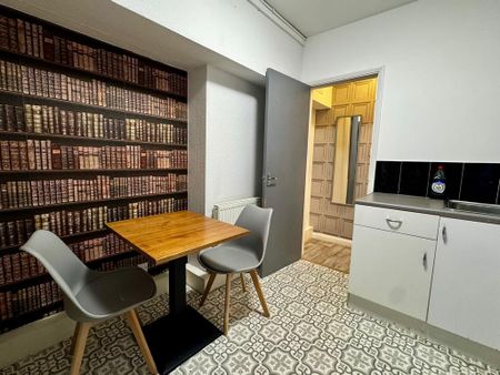 Studio to rent - Photo 3