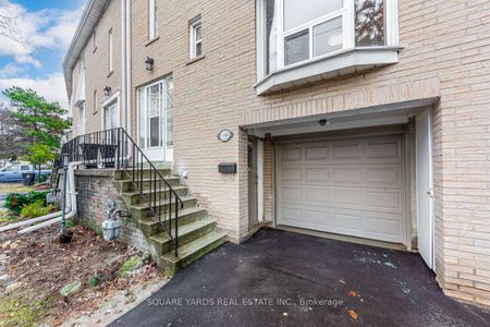 Condo Townhouse For Lease | C8129992 - Photo 5