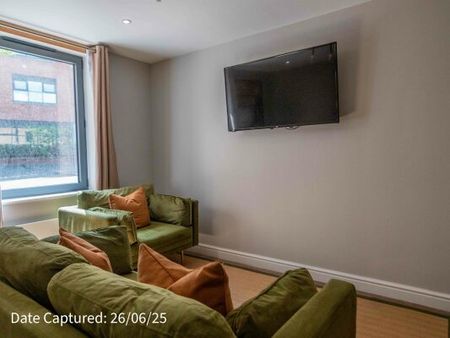 Flat 2, Crescent Court off Blossom Street - Photo 2