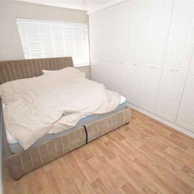 3 bedroom end of terrace house to rent - Photo 1