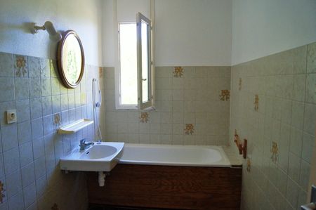 Location Maison 4 pièces 94m² CABRIES 13480 - Photo 5