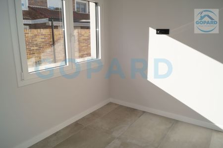 Casa adosada de alquiler en Villanueva de la Cañada ciudad - Photo 2