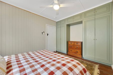 3 Bedroom unit with outdoor entertaining and lush green views! - Photo 3