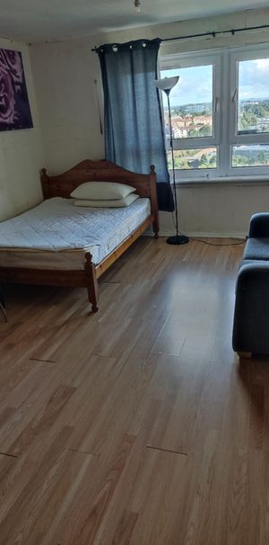 Room in a Shared Flat, St Mungo Place, G4 - Photo 1