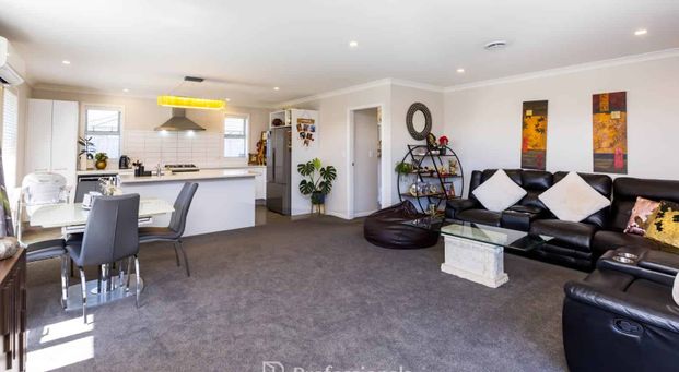 20 Poulson Grove, Trentham - Photo 1