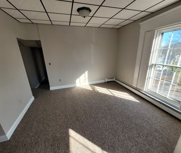 Extra roomy Downtown 1 BR + office near Hospital – Jan - Photo 6