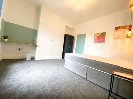 5 bedroom house share to rent - Photo 4