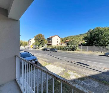 Location Appartement 3 pièces 60m² VEYRE MONTON 63960 - Photo 5