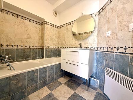 Location Appartement 2 pièces 44m² - Photo 4