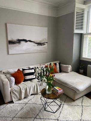 2 Bed Flat, Byton Road, SW17 - Photo 1