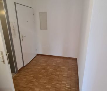 APPARTEMENT DE 5½ PIECES PROCHE DE TOUTES COMMODITES - Photo 4