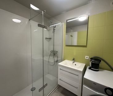 Te Huur 2 slaapkamers Oostende Graaf de Smet de Naeyerlaan 3 - Photo 1