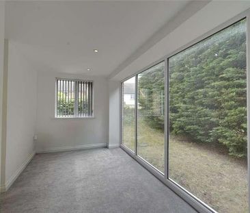 Cricket View, Mildenhall, Bury St. Edmunds, Suffolk, IP28 - Photo 3