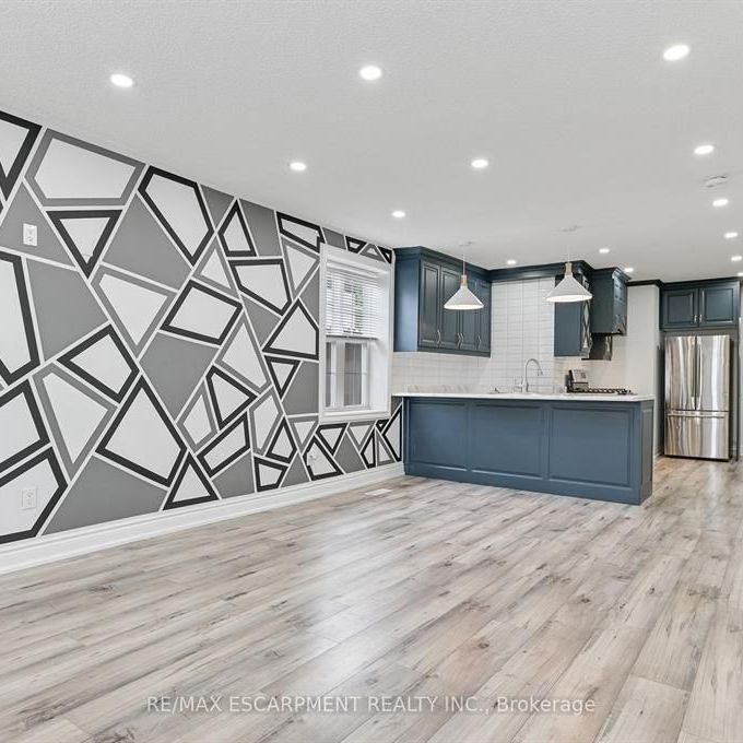 For Lease - 54 Craigmiller Avenue Unit# Upper, Hamilton, Ontario - Photo 1