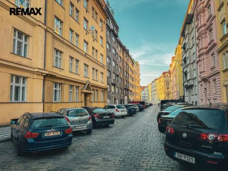 Pronájem prostoru s kuchyňkou a koupelnou Na Výtoni - Photo 2