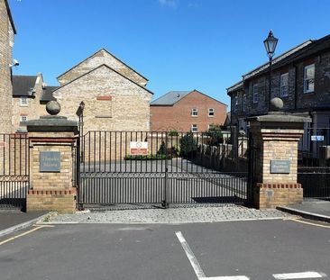 Theaks Mews, Taunton - Photo 1