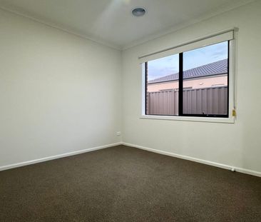 Brand New Modern Family Home in Clyde - Photo 4