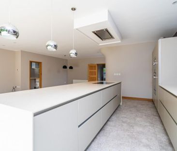 3 bedroom detached bungalow to rent - Photo 4