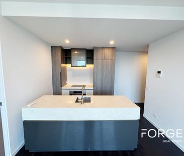 Almost New 2 Bedroom Apartment in UNO Tower - Photo 6