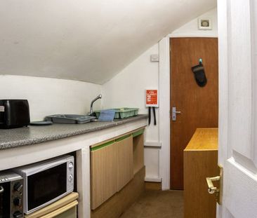 South View Road, Southampton - Photo 4