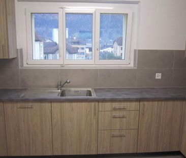 Joli appartement de 4 pièces avec balcon et ascenseur - Photo 5