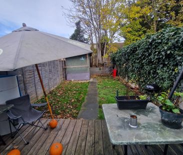 Hunters Square, Dagenham, RM10 - Photo 2