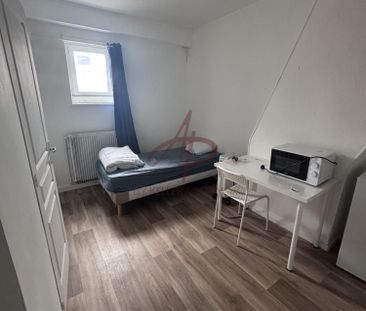 Location Appartement 1 pièce 14m² ROUBAIX 59100 - Photo 2