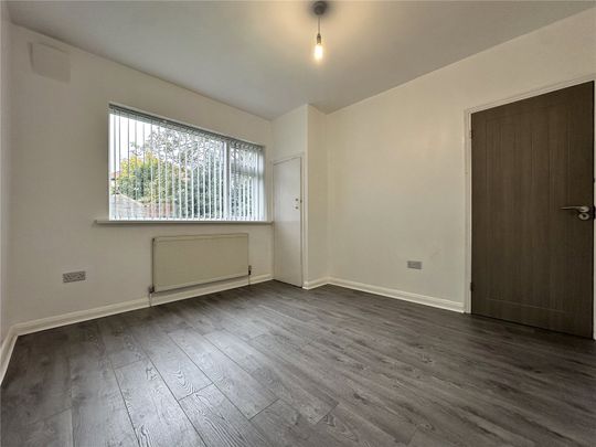 6, Sandringham Way, Leeds, West Yorkshire, LS17 8BX - Photo 1