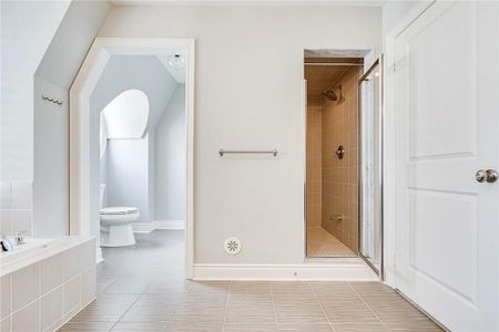 For Lease - 3 Johnson Farm Lane, Toronto, Ontario - Photo 4