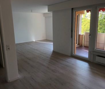 Grosszügige 1.5 Zimmer-Wohnung am Fusse der Felsenegg - Photo 1