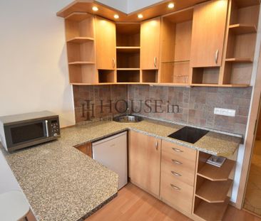 Pronájem bytu 1+kk 30 m2 - Fotografie 1