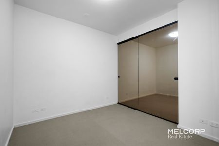CENTRAL OASIS - UNFURNISHED - Photo 3