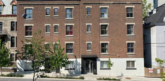 Studio (1.5) - 3429-3431 Rue St-Andre, Montréal - Photo 2